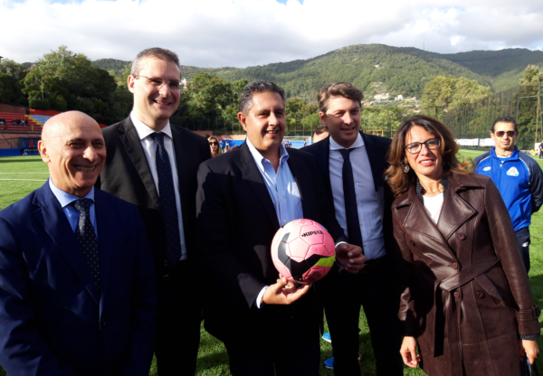 Inaugurazione campi: Anzalone (consigliere delegato Comune Genova) – Piciocchi (Assessori bilancio e patrimonio Comune Genova) - TOTI (Presidente Regione Liguria) - Ostinelli (Limonta Sport) - Cavo (assessore sport Regione Liguria)